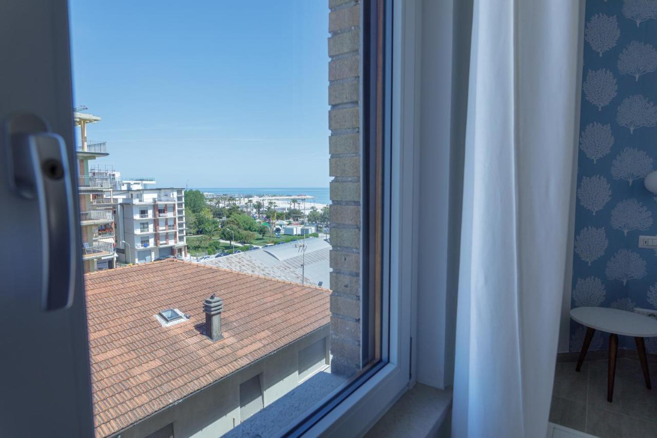 Vista Mare Guest House Civitanova Marche Exteriör bild